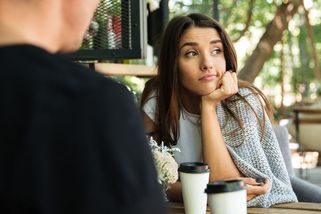 Žena mezi muži: Hledá se spolehlivý, věrný, mužný, žádný macho, slizoun ani gigolo - Proženy.cz