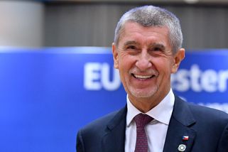 Babišovi se nelíbí deficit, o němž rozhodla jeho v...