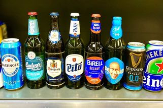 Které nealkoholické pivo vám chutná nejvíc? To nejlevnější stojí 9 Kč, nejdražší 85 Kč. Děti ho nesmí!