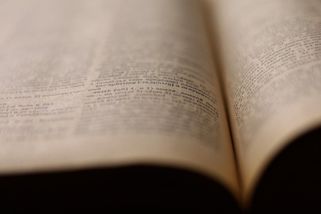 Kvíz: Doporučená četba ze základky z dob socialismu a 90. let. Pamatujete si ještě něco?