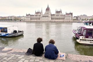 Radikální krok po volbách: Magyar plánuje pozastavit veřejnoprávní média