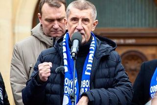 Babiš nosí Pradu a nikomu to nevadí - Médium.cz