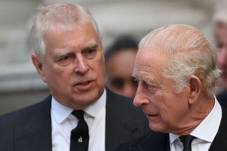 Král Karel „veřejně ponížil“ bratra. A přiblížil monarchii modernímu světu - Seznam Zprávy