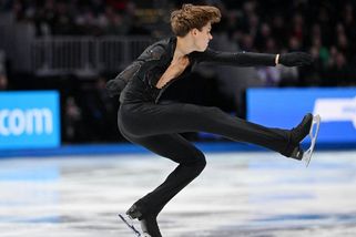 Krasobruslař Reshtenko na MS nepostoupil do volných jízd, vede Malinin - Sport.cz
