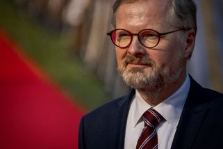 Návrh změn migračních pravidel EU odpovídá dlouhodobým zájmům Česka, říká Fiala