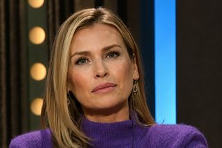 Z introvertní studentky se stala andílkem Victoria’s Secret. Danielu Peštovou objevili v kině - Médium.cz