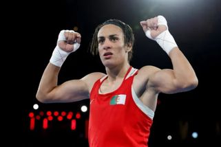 Kontroverzní boxerka podstoupila hormonální léčbu, teď překvapila. Khelif míří k profesionálům