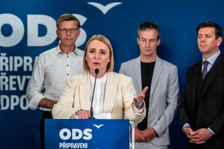 Exministryně Černochová chce žalovat experta kvůli komentáři o nákupu letadel