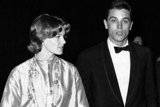 Paparazzi fotili mrtvé tělo jejího 14letého syna. Romy Schneider zemřela o 11 měsíců později - Médium.cz