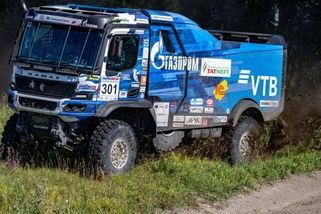 Komentář: Stovky tisíc mrtvých? Nezájem. Ruský agresor může vyrazit na Dakar i do F1, rozhodla FIA - Autobible.cz - Předjedeme vaše představy!