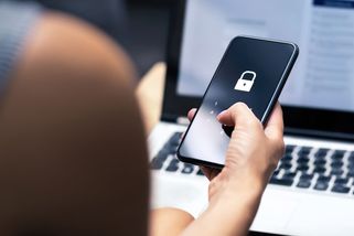 Nahrávka: pozor na podvodné telefonáty. Takhle vás okradou o tisíce - Seznam Zprávy