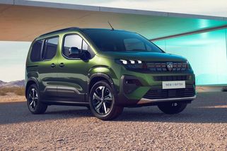 Rodiny jásají, Peugeot dramaticky zlevnil své velkoprostorové auto. Ušetřit můžete až 200 000 Kč - Garáž.cz
