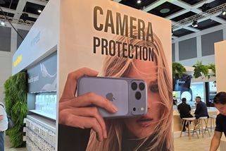 IFA 2026: Applu se to líbit nebude. Nové iPhony se vystavují na každém rohu ještě před premiérou
