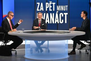 Fiala čeká příští rok lepší situaci, podle Babiše bude vláda devastovat zemi