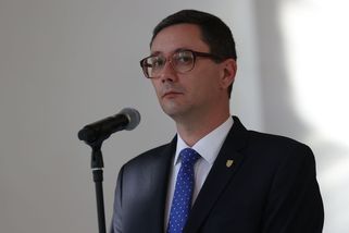 Zemanovi muži věděli, že není schopen práce. Přesto tvrdili opak - Seznam Zprávy