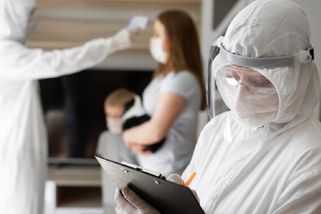 Imunolog Jiří Šinkora: Koronavirus je běžný respirační virus, od ostatních se liší jen tím, že ho sledujeme