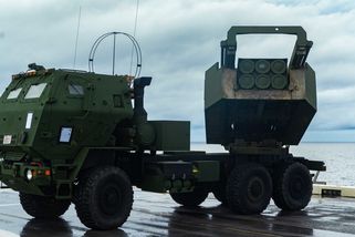 Video: 1 úder z M142 HIMARS rozmetal ruské armádě střelnici i s vojáky, padlých jsou desítky