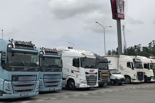 Nové páky na řidiče. Policisty letos na silnicích doplní další uniformy - Seznam Zprávy