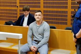 Vyhrožoval, že je „pán Řep“. Zápasník MMA Růžička stanul znovu před soudem - Novinky