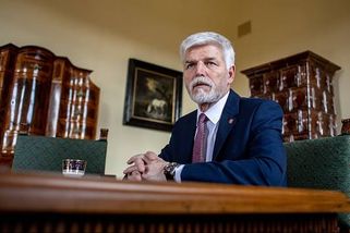 Prezident Pavel je pro zavedení dvou sazeb DPH: Pomůže to státní pokladně