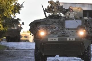 Přes Česko pojede asi dosud největší americký konvoj s 1 800 vojáky a 700 vozy - Seznam Zprávy