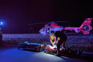 Muže ležícího na Novojičínsku na silnici přejel řidič náklaďáku, od nehody ujel - Novinky