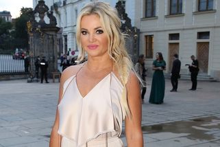 Dovolená jí náramně svědčí: Monika Babišová na exotickém Mauriciu zázračně omládla. Vypadá teď jako holčička - Super.cz