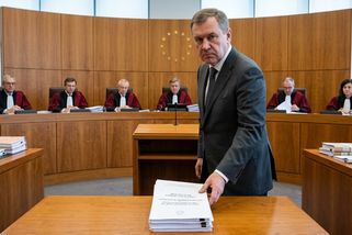 Kreml se odvážil žalovat. Ruská centrální banka táhne EU k soudu