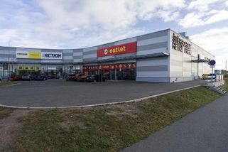 Lidl otevřel outlet, lidé se chovali jako smyslů zbavení - Médium.cz