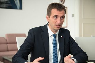 Ministr Vlček: Řetězce by za porušení pravidel u slev měly platit nejvyšší pokuty - Novinky