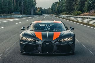 Světla Bugatti Chiron stojí víc než luxusní limuzína - Novinky