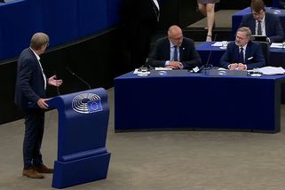 "Nehrajte hry." Vlivný europoslanec griloval Fialu, premiér to schytal za Havla