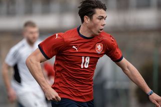 Dva hattricky za Česko. Italové se bojí, že mladého Buffona ztratí nadobro - Sport.cz