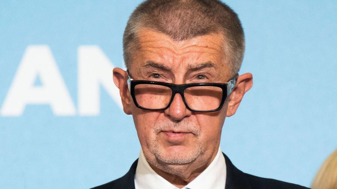 49,5 % pro temnoblok? Lidi, styďte se! - Médium.cz