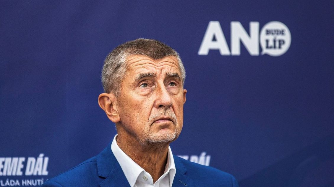 Důchodci čekali tisíce navíc, dostanou 300 Kč - Médium.cz