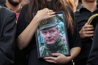 Mezi válečným zločincem, Západem i Moskvou. Jak Srbsko balancuje na hranách - Seznam Zprávy