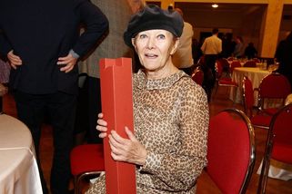 Poslední rozloučení se Zdenou Hadrbolcovou: Dojemné parte odhalilo datum, kdy proběhne pohřeb pro veřejnost - Super.cz