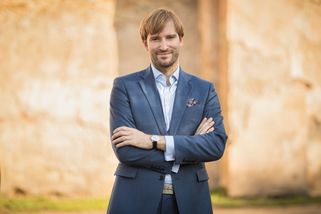 Vůbec jsem to netušil. Vojtěch odmítl, že by luxusní zdravotní benefity nahrály Babišovi