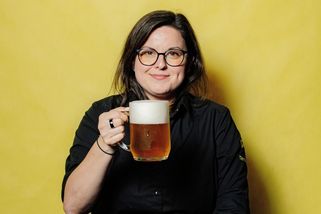 Pivu v Českém domě vévodí ženy. Dohlíží na kvalitu a uvařily „pivní sekt“ - Seznam Zprávy