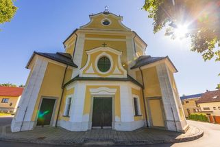 Objevte Santiniho kostel ve tvaru želvy v Obyčtově - Médium.cz