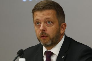 Vít Rakušan se radši neměl ptát, kde by měl starostovat: Odpovědi ho nepotěší. Neuhodnete, kam všude ho lidé poslali - Super.cz