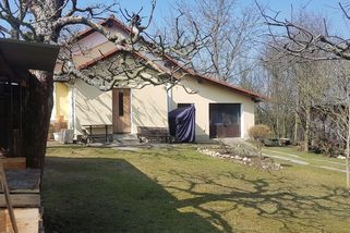 Zastřelil zloděje, který se mu vloupal do domku. Šlo o nutnou obranu, uzavřela policie - Novinky