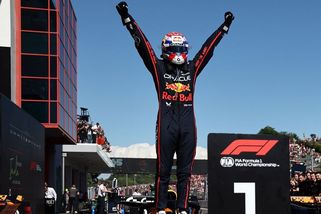 Jubilejní čtyřstou Velkou cenu Red Bullu oslavil výhrou v Imole Verstappen - Sport.cz
