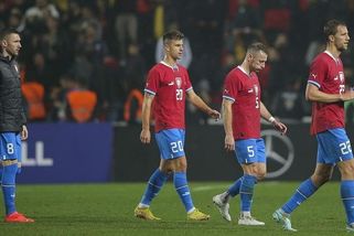 Zklamání, Zima pálí do vlastních řad. Šilhavého i Fouska zaskočila Slavia - Sport.cz