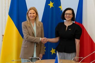 ONLINE: Místopředsedkyně Sněmovny Urbanová je v Kyjevě. Její cestu organizační výbor původně zamítl