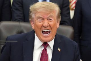Trump chce přejmenovat Hormuzský průliv - Novinky