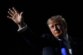 Dělejte, že jsem na kandidátní listině. Trump promluvil na mimořádném republikánském sjezdu - Novinky