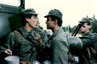 Co prožívali herci při natáčení Chlapců a chlapů, se na obrazovku nedostalo • Filmožrouti.cz
