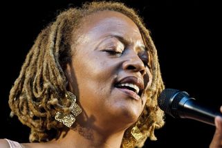 Zemřela „nejlepší americká zpěvačka“. Cassandru Wilson poznali i Češi - Seznam Zprávy
