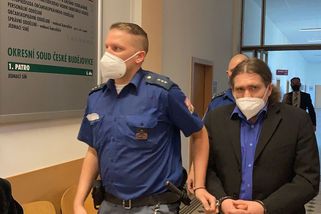 Družku měl umlátit kabelem a koštětem. K ženám se chová strašně, popsali svědci - Novinky